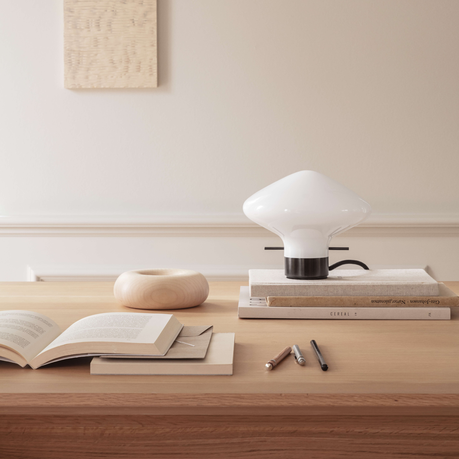 Repose Table